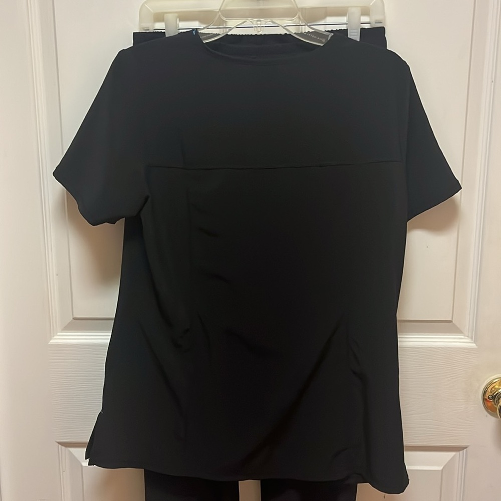 Women’s Black Scrubs, Size S - Picture 3 of 16